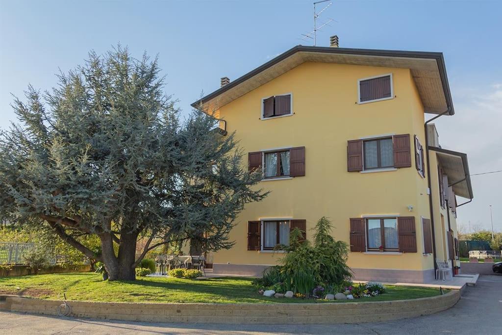 Pino Argentato Ferienhaus Bussolengo